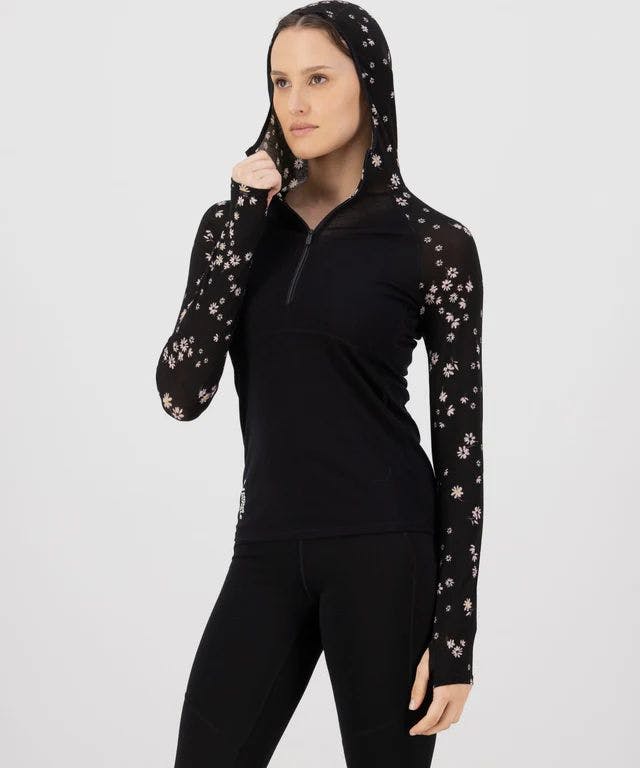 Mons Royale Women's Bella Tech Hood Black / White 02