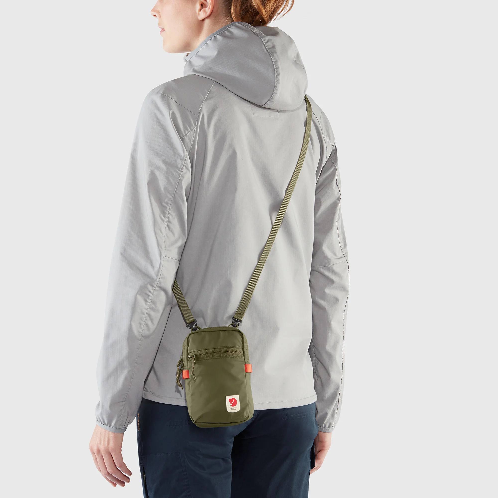 Fjällräven High Coast Pocket Blackberry 07