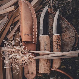 Roselli Eräpuukko and Nikkarinpuukko