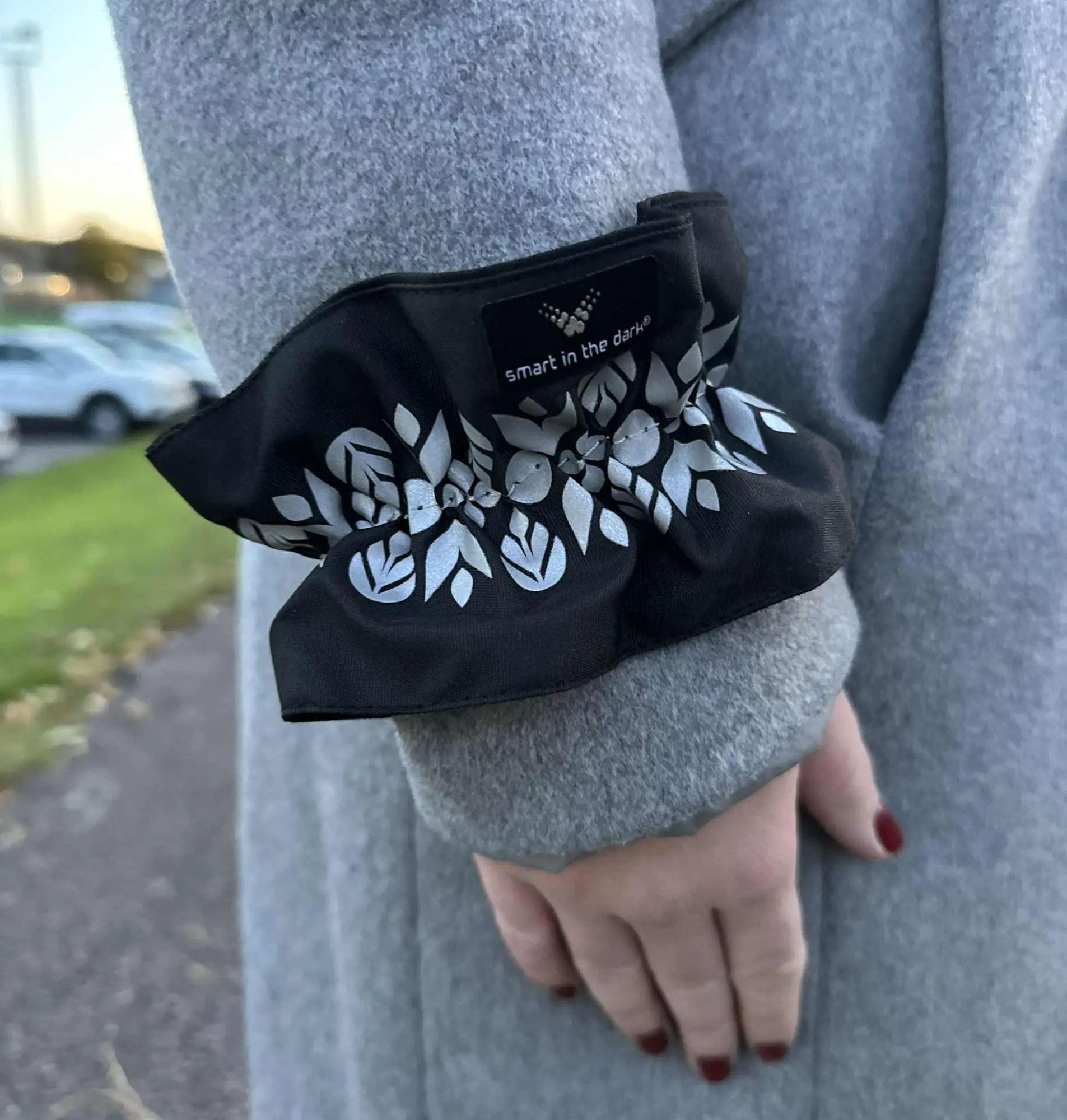 Smart In The Dark Reflective Band Wrinkle Oats