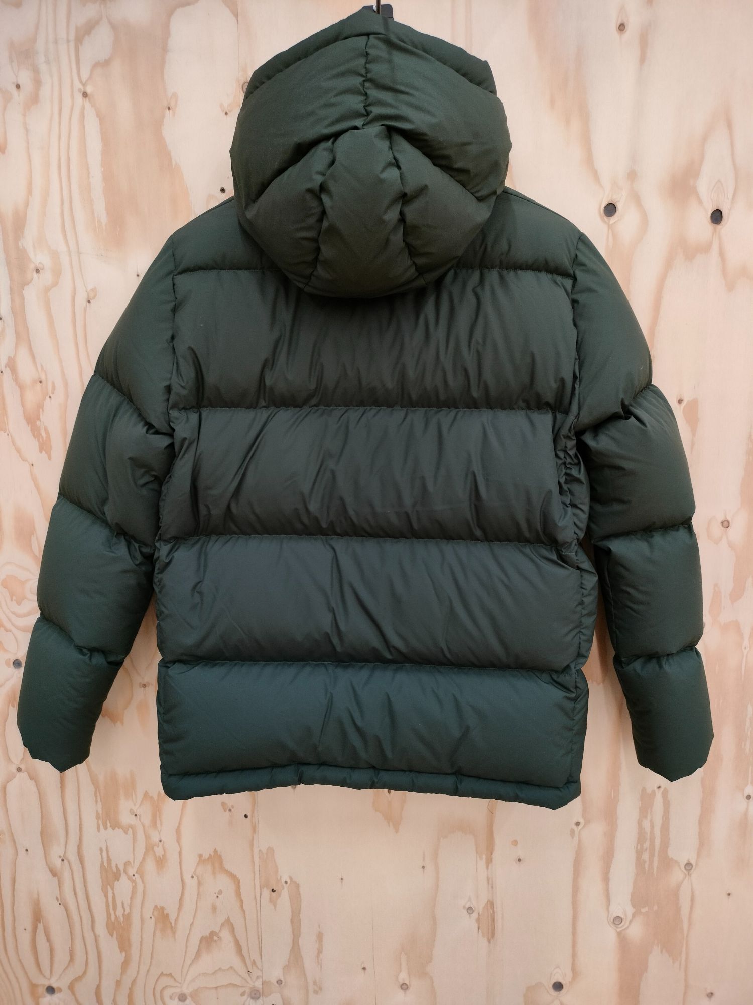 Peak Performance Women's Rivel Puffer - Naisten untuvatakki M Oliivi (Outlet) Oliivi 03