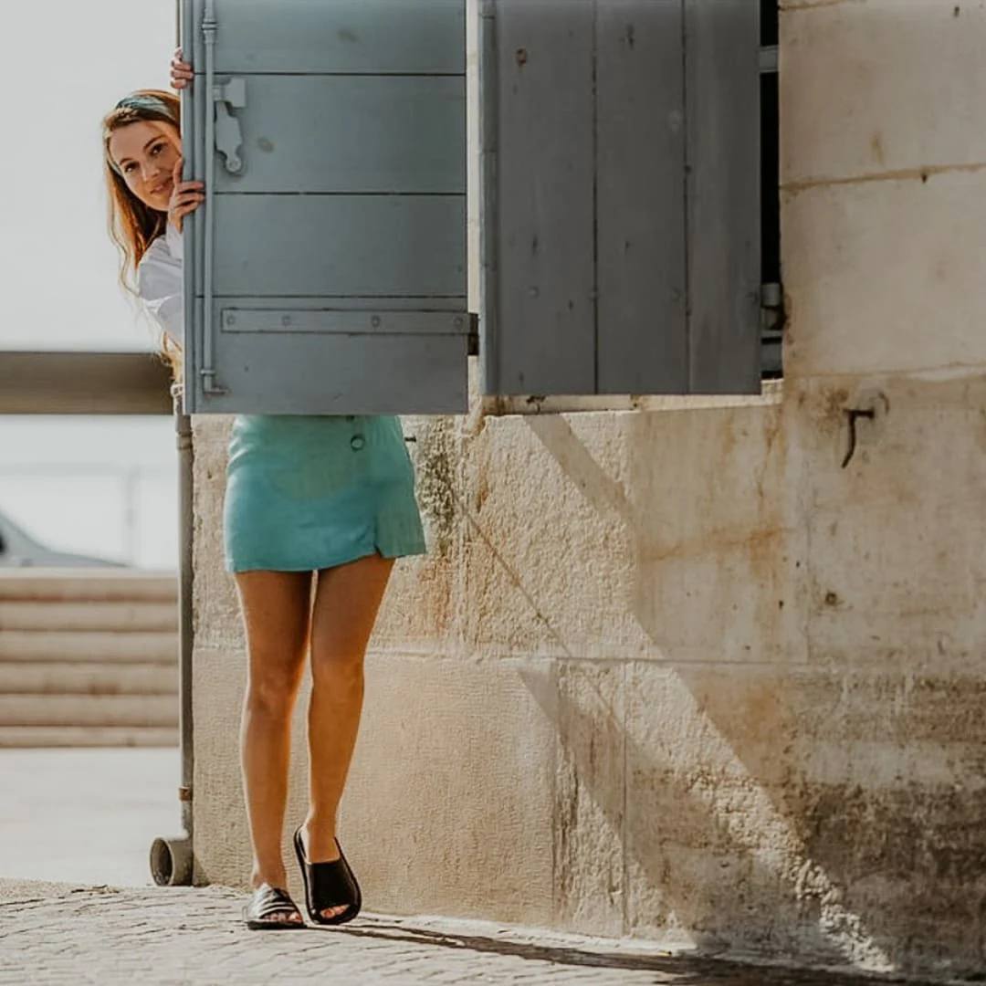 VIBAe St Tropez Leather Black 02