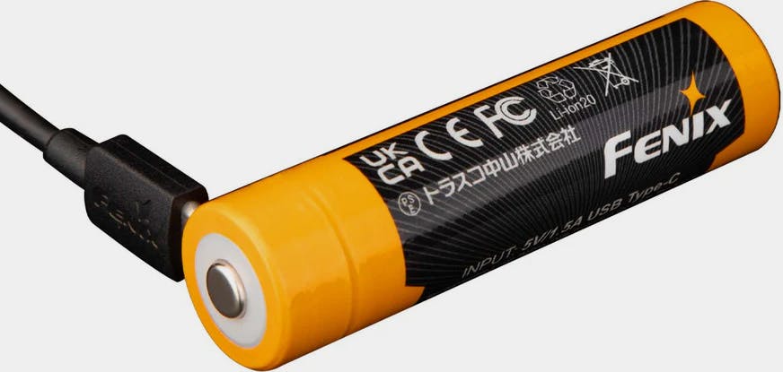 Fenix ARB-L18-4000U 18650  02