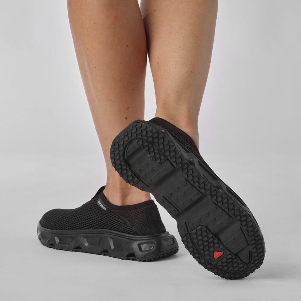 Salomon Women's Reelax Moc 6.0 Musta 03