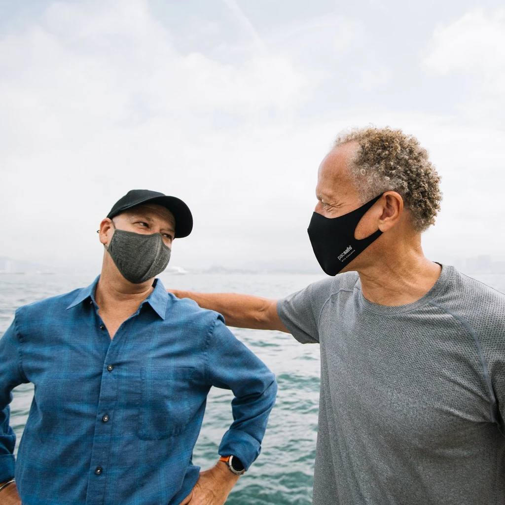 Pacsafe Face Mask Silver Ion Grey 06