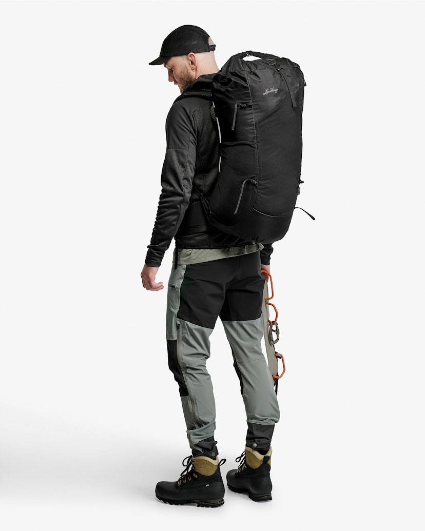 Lundhags Padje Light 60 Regular Musta 03