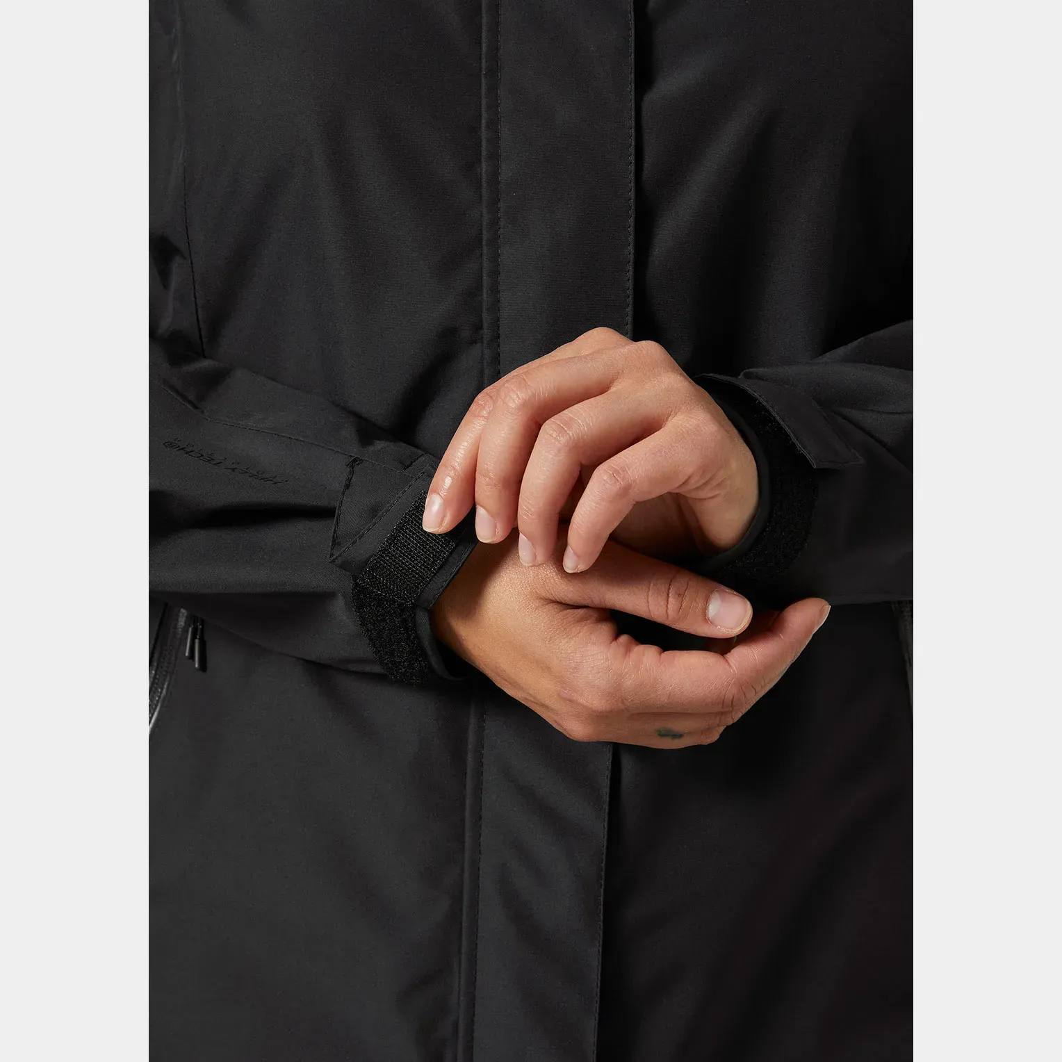 Helly Hansen Women's ACT Voyage Ocean Bound Raincoat Black 05