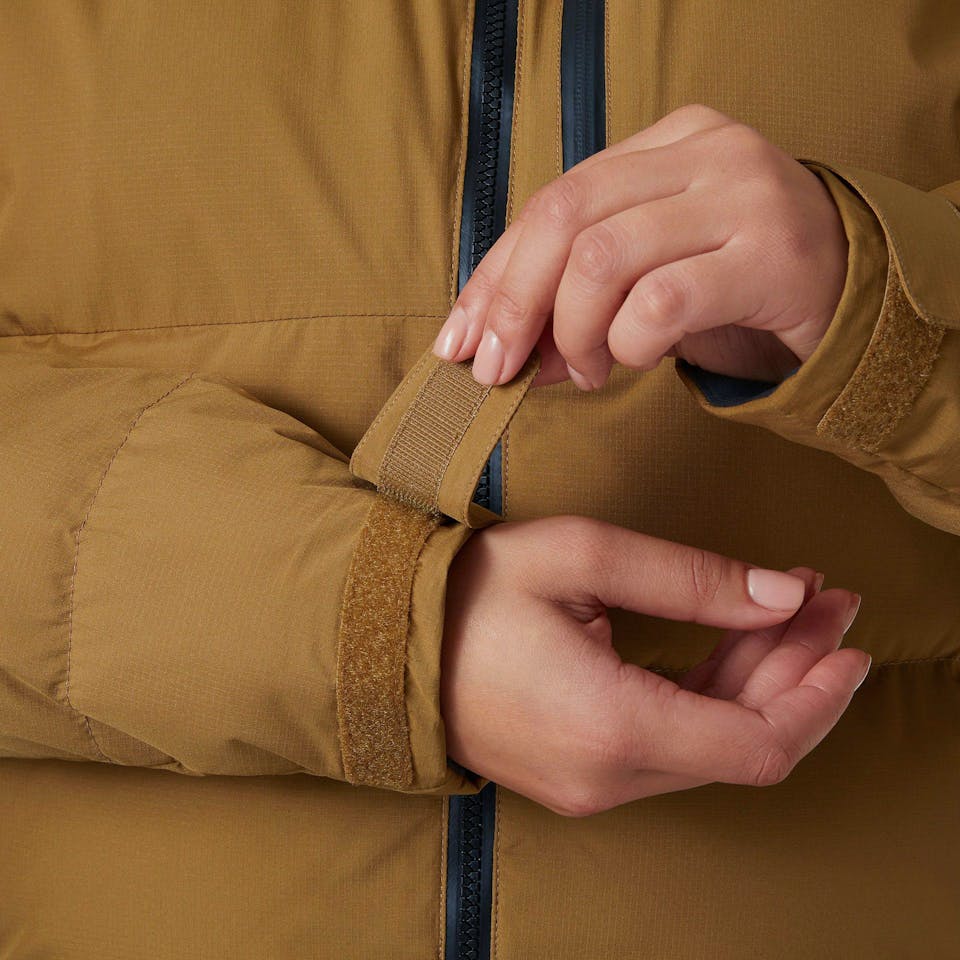 Helly Hansen Women's Kvitfjell Race Puffy Jacket Lynx 05