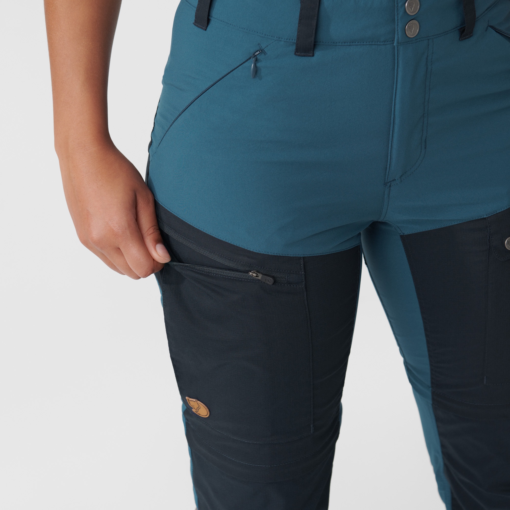 Fjällräven Women's Abisko Midsummer Zip Off Trousers Dusty Rose 05