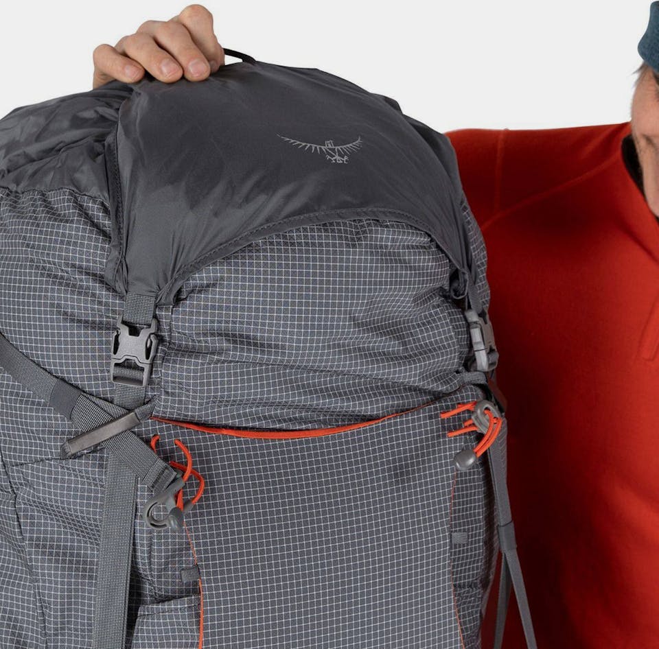 Osprey Mutant 52 Grey 06