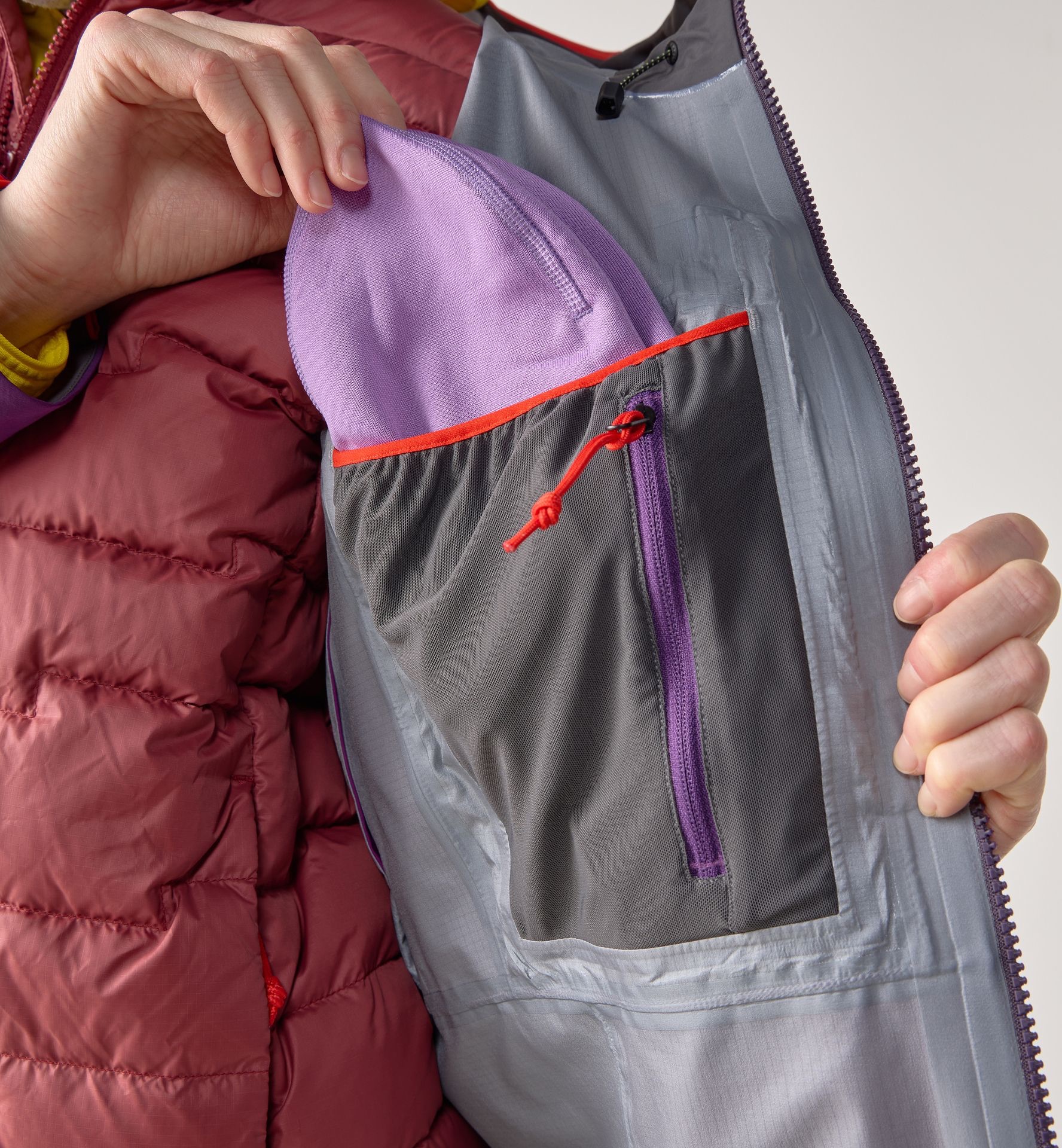 Haglöfs Women's Spitz GTX Pro II Jacket Grape Purple/Purple Night 09