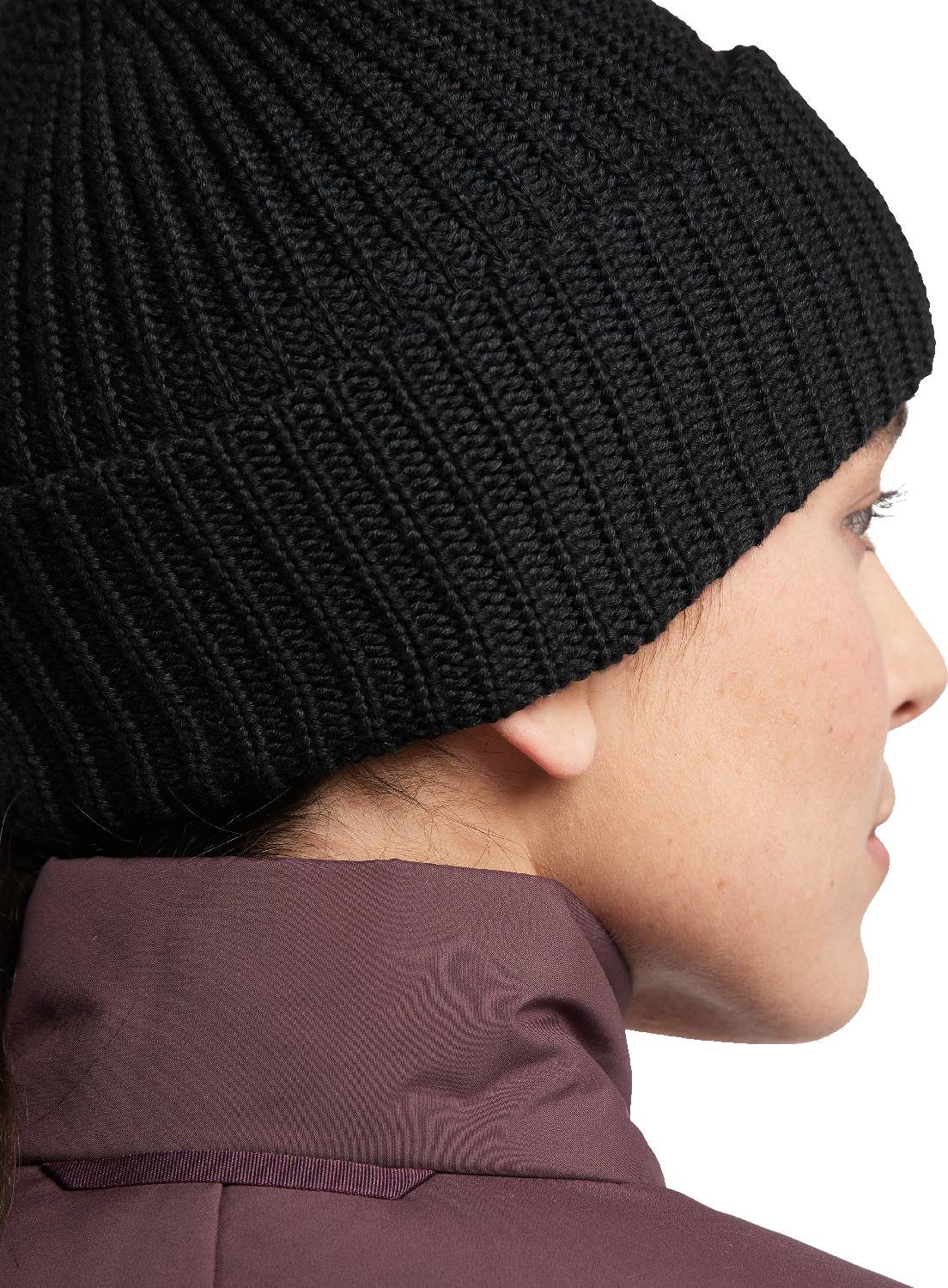 Haglöfs Top Out Beanie Black 04