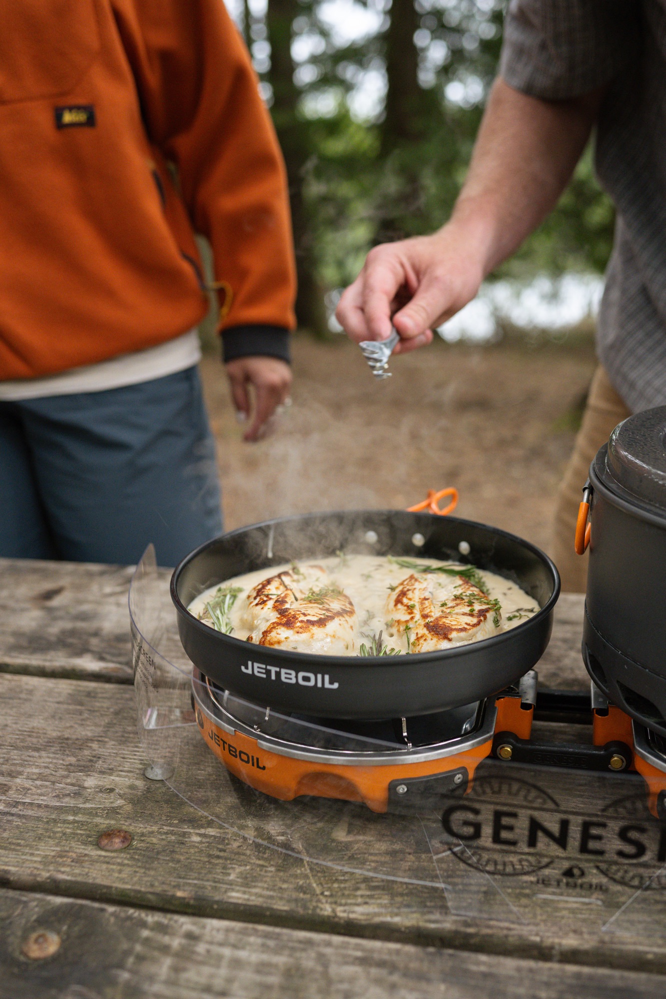 Jetboil Genesis Basecamp  33