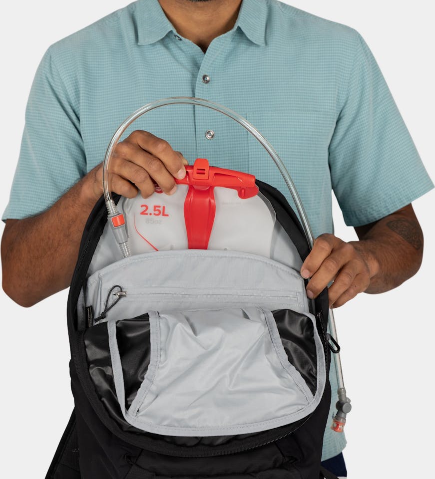 Osprey Farpoint 55 Black 06