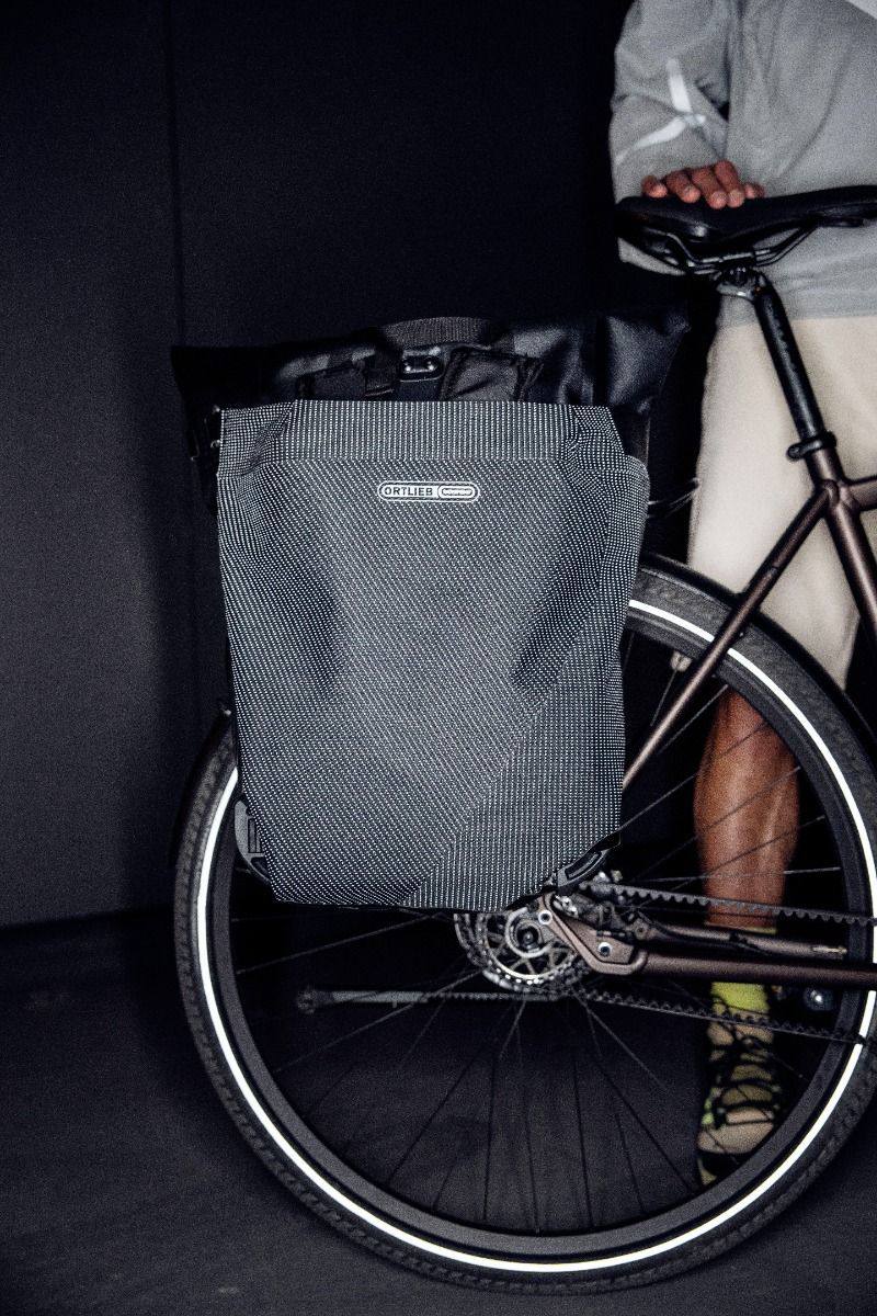 Ortlieb Vario PS Hi Vis Black 05