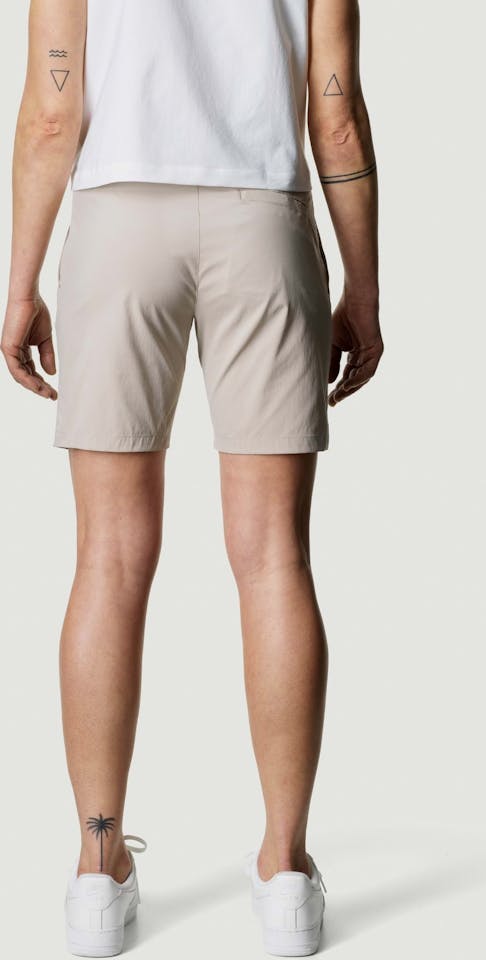 Houdini Women's Wadi Shorts Sandstorm 02