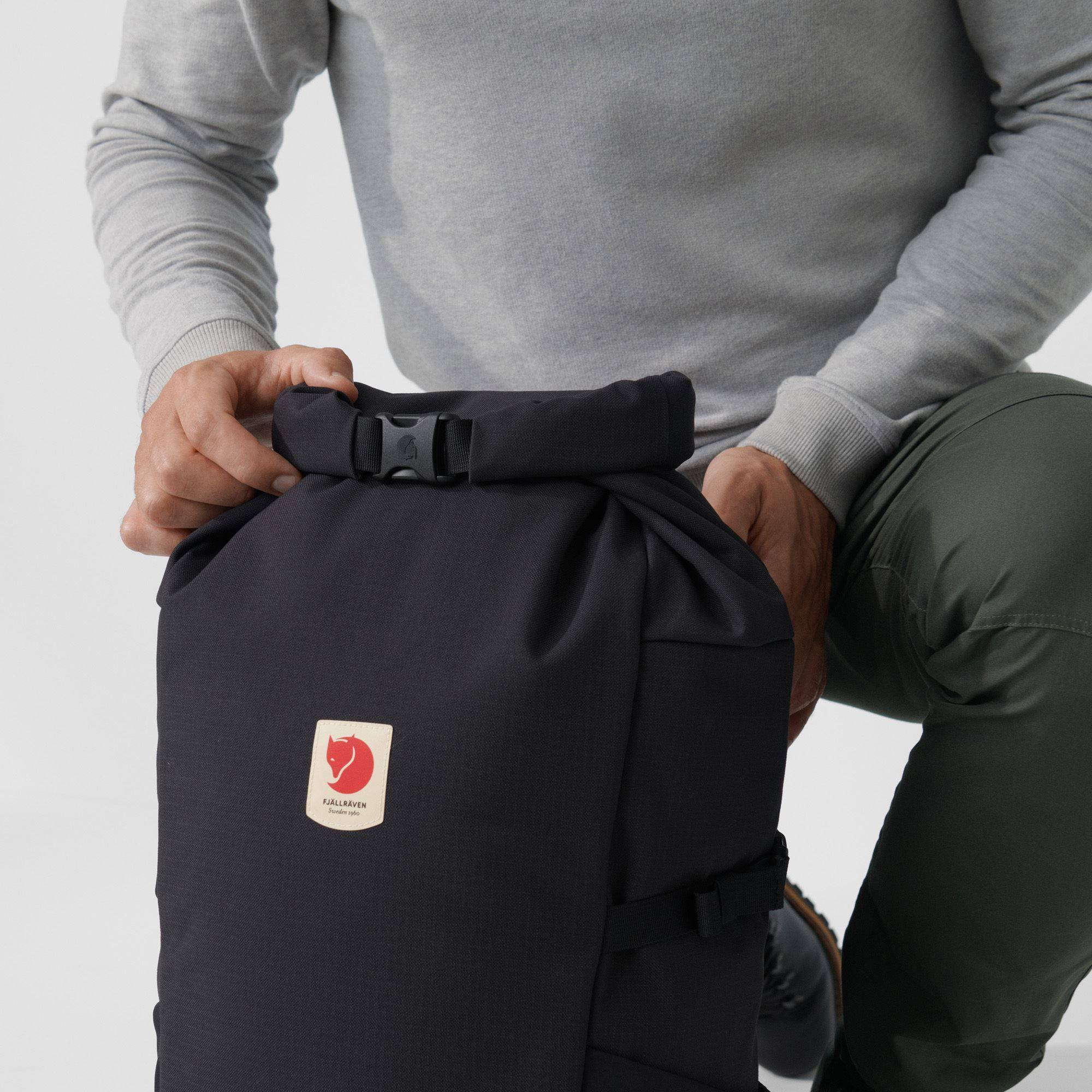 Fjällräven Ulvö Rolltop 30 Black 09