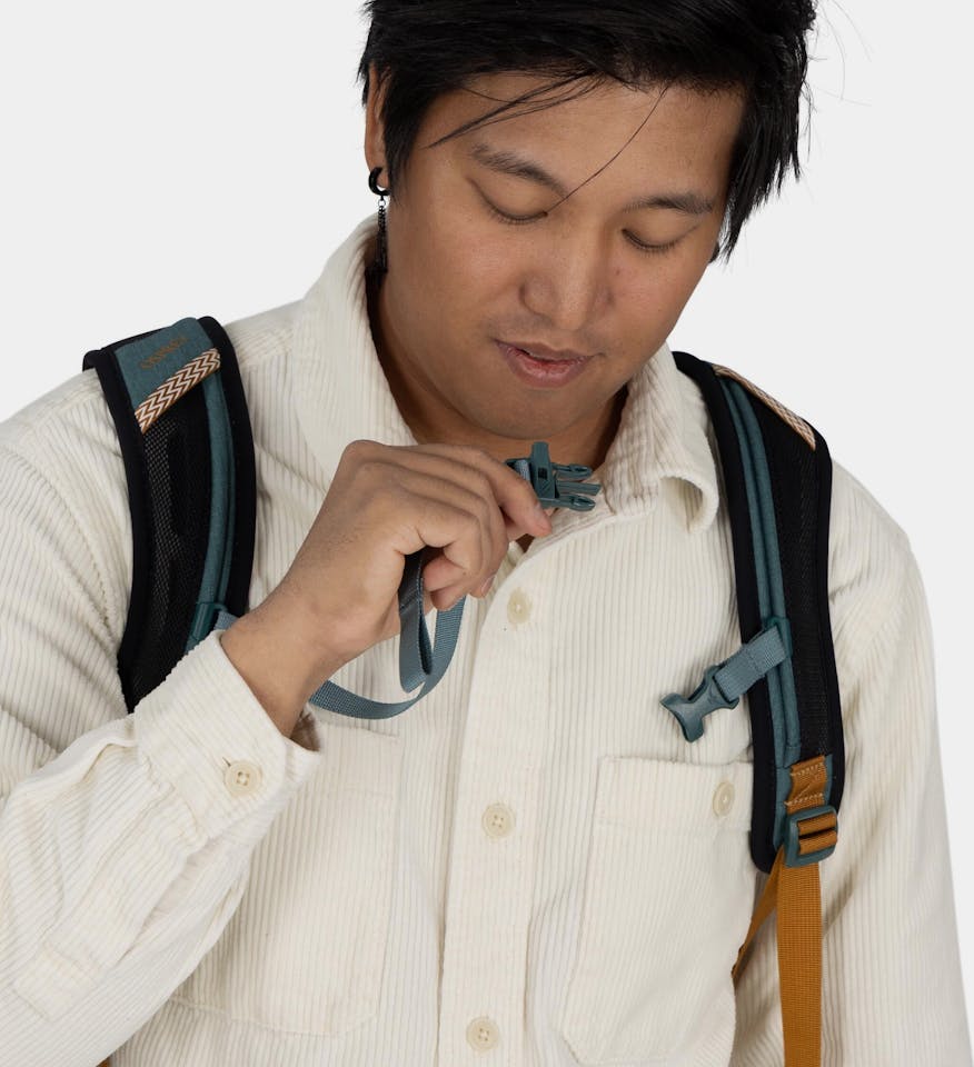 Osprey Quasar Torrent (Blue) 13