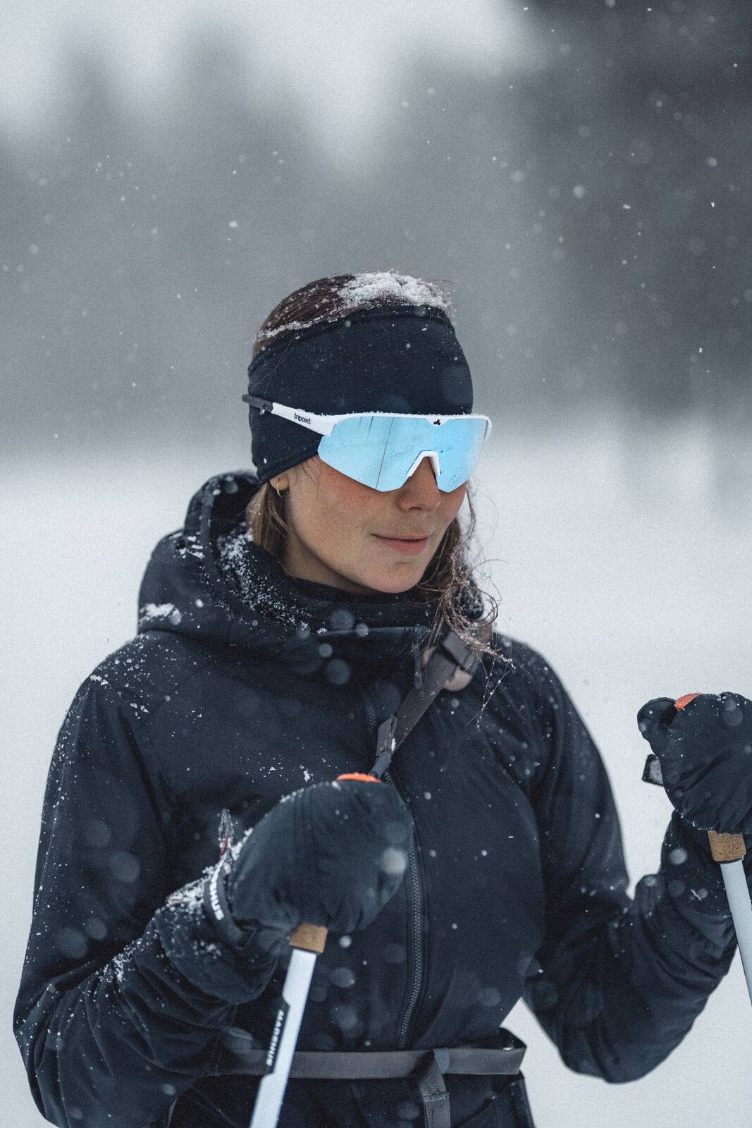 Tripoint Mount Mist Small Matt White Smoke W Blue Multi Cat3  07