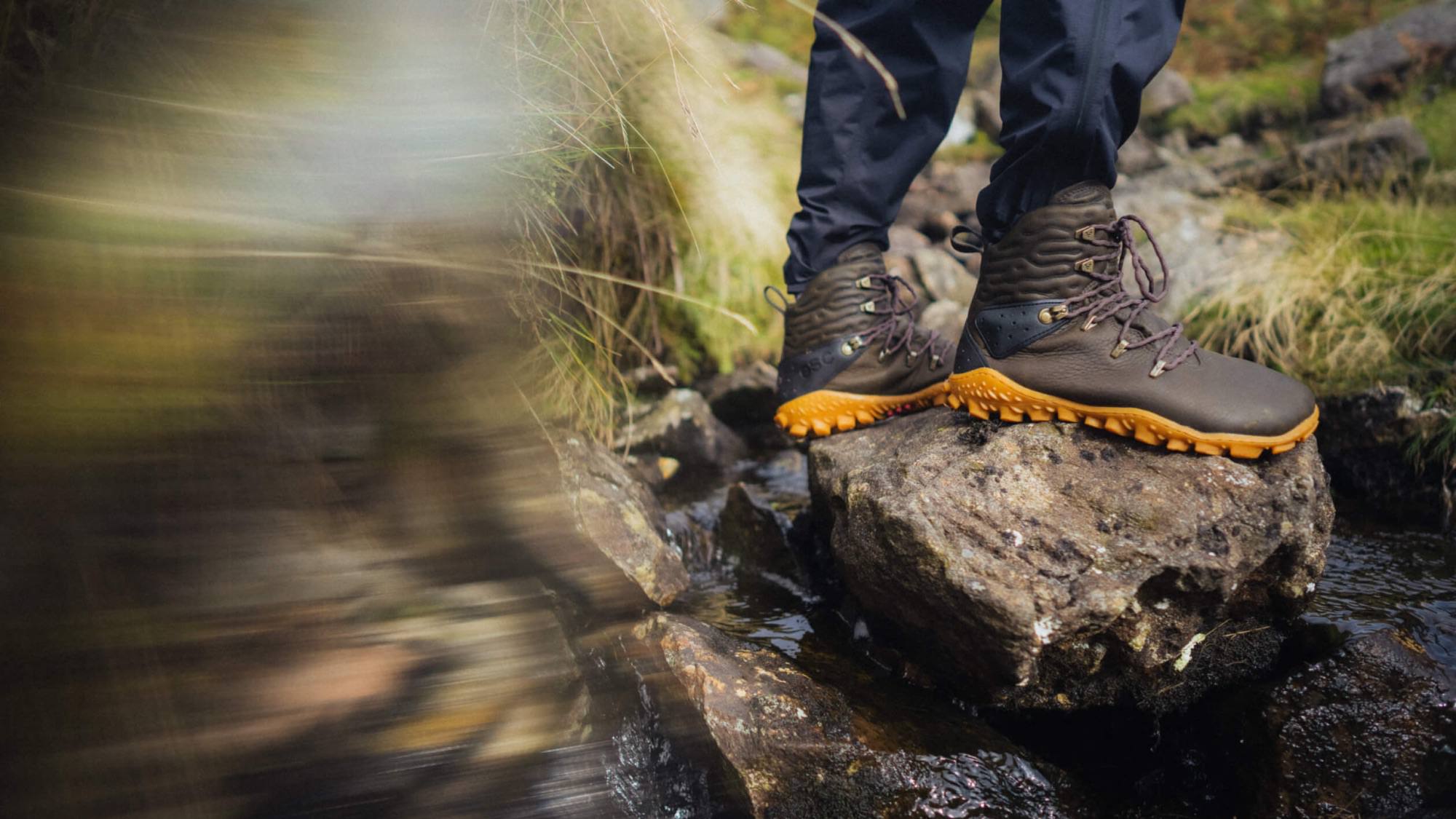 Vivobarefoot Men's Tracker Forest Esc Bracken 06