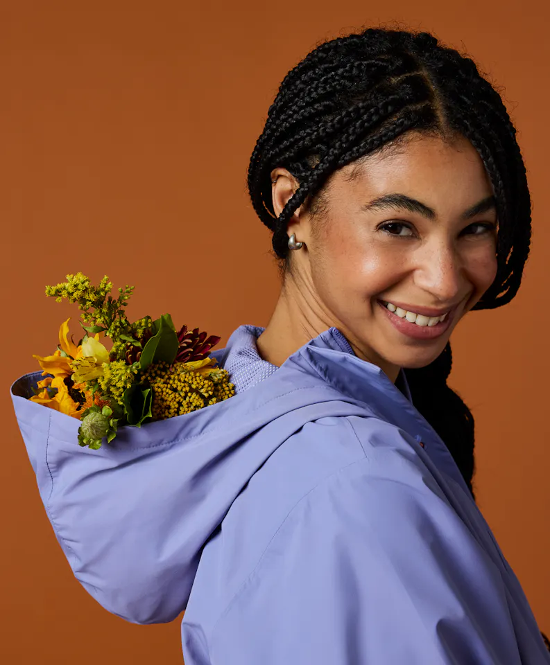 Cotopaxi Women's Rayu Rain Parka Aster and moonbeam 04