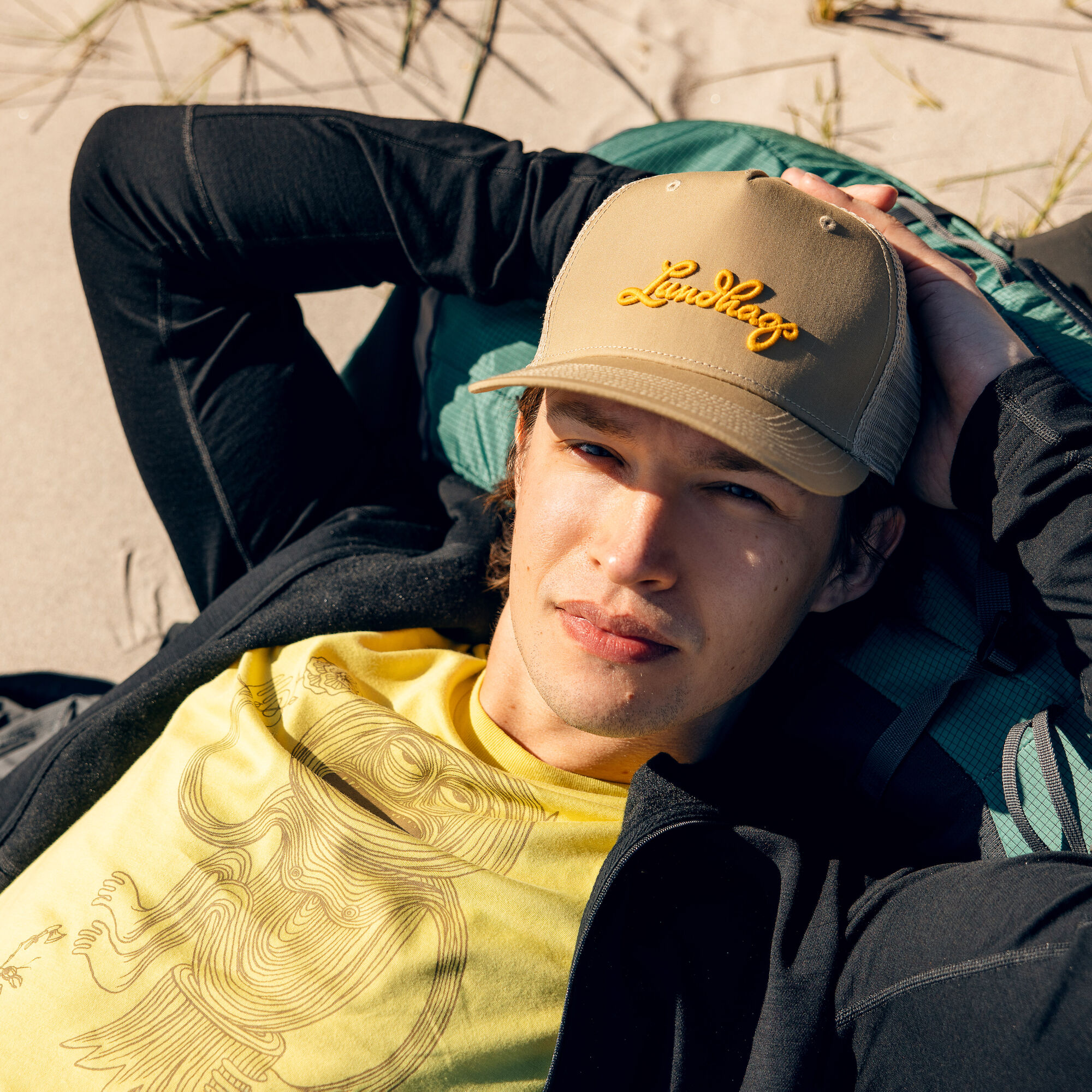 Lundhags Trucker Cap Dark Sand 03