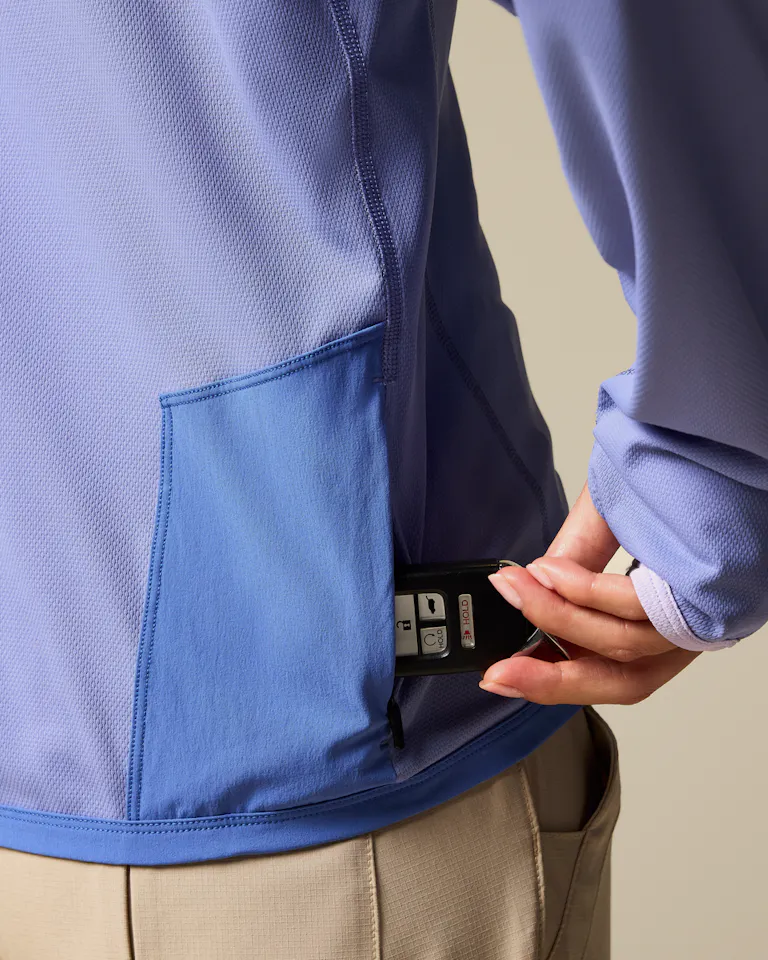 Cotopaxi Women's Sombra Sun Hoodie Aster 03