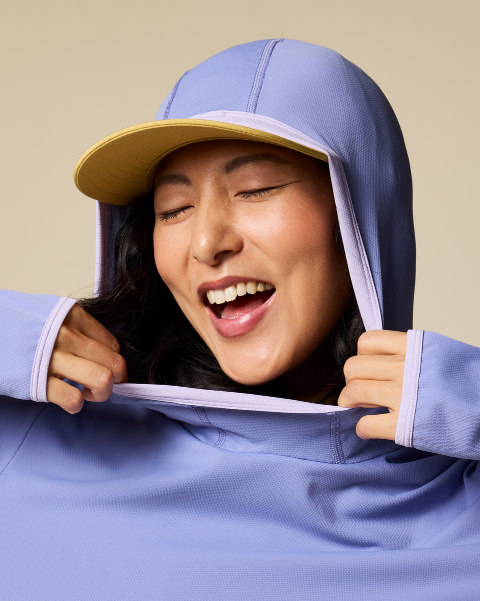 Cotopaxi Women's Sombra Sun Hoodie Aster 05