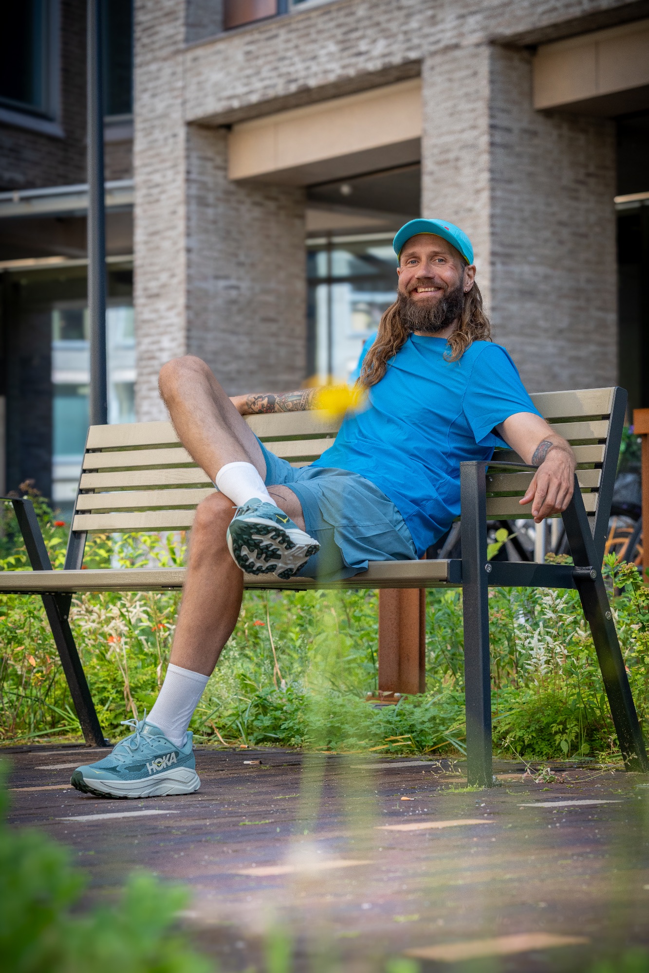 Hoka Men's Challenger 8 Jade / Truffle Salt 09