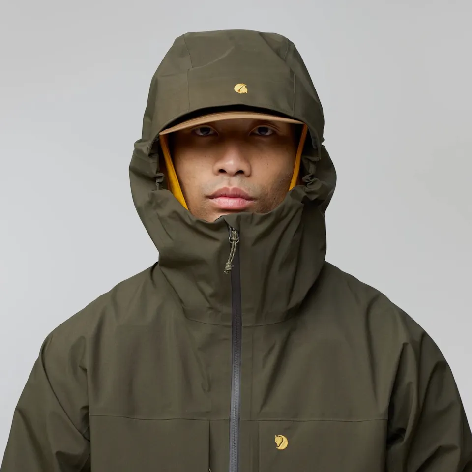 Fjällräven Men's Bergtagen GTX Tour Jacket Black 07