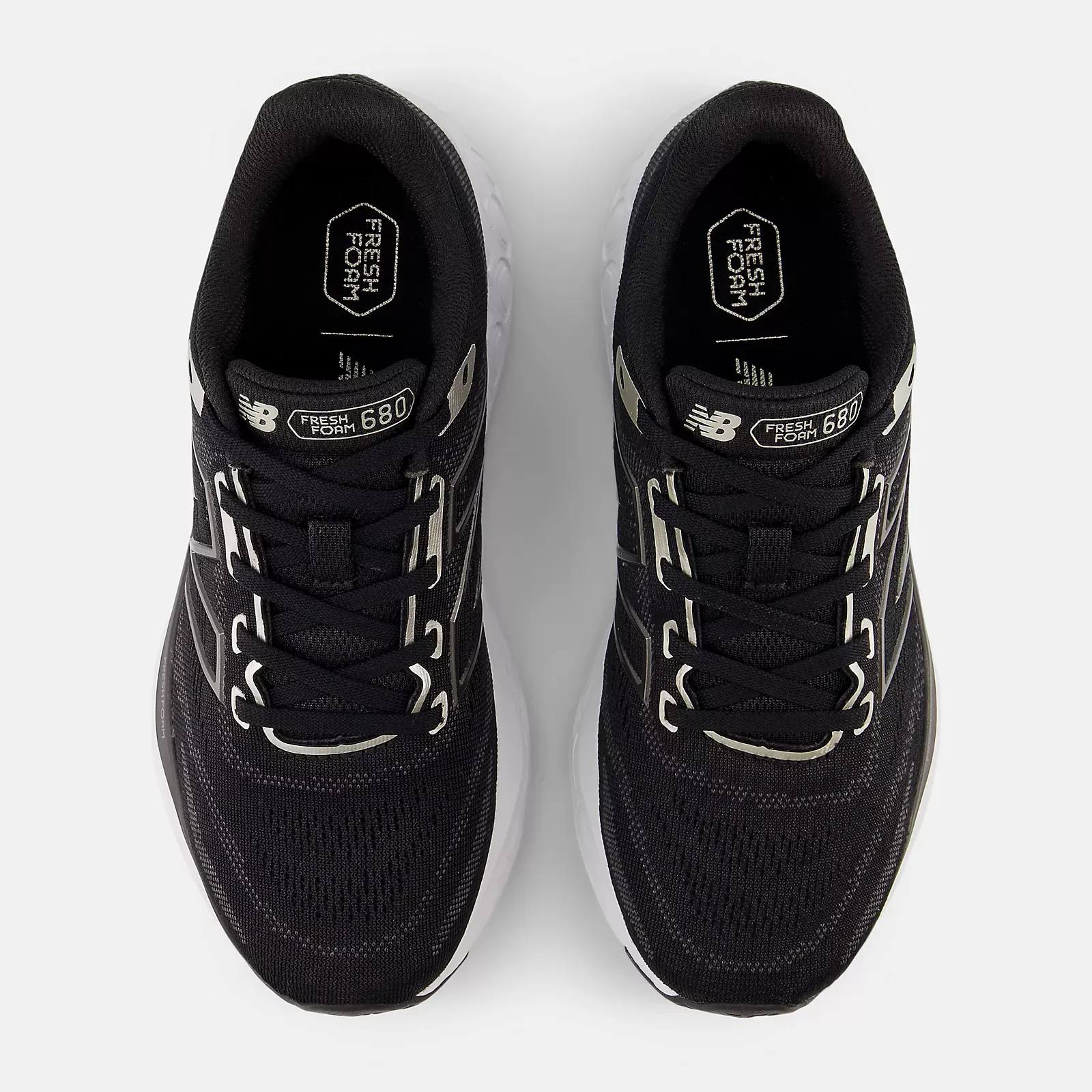 New Balance Fresh Foam X 680 V8 Wide Musta 04