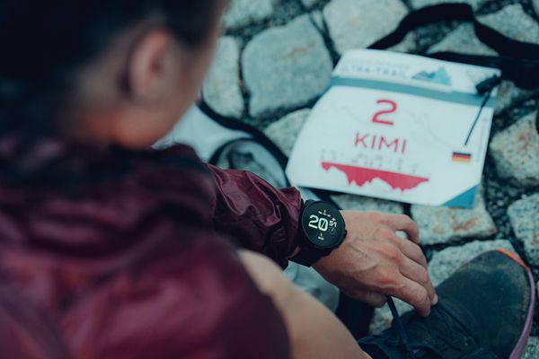 Suunto Race All Black  06