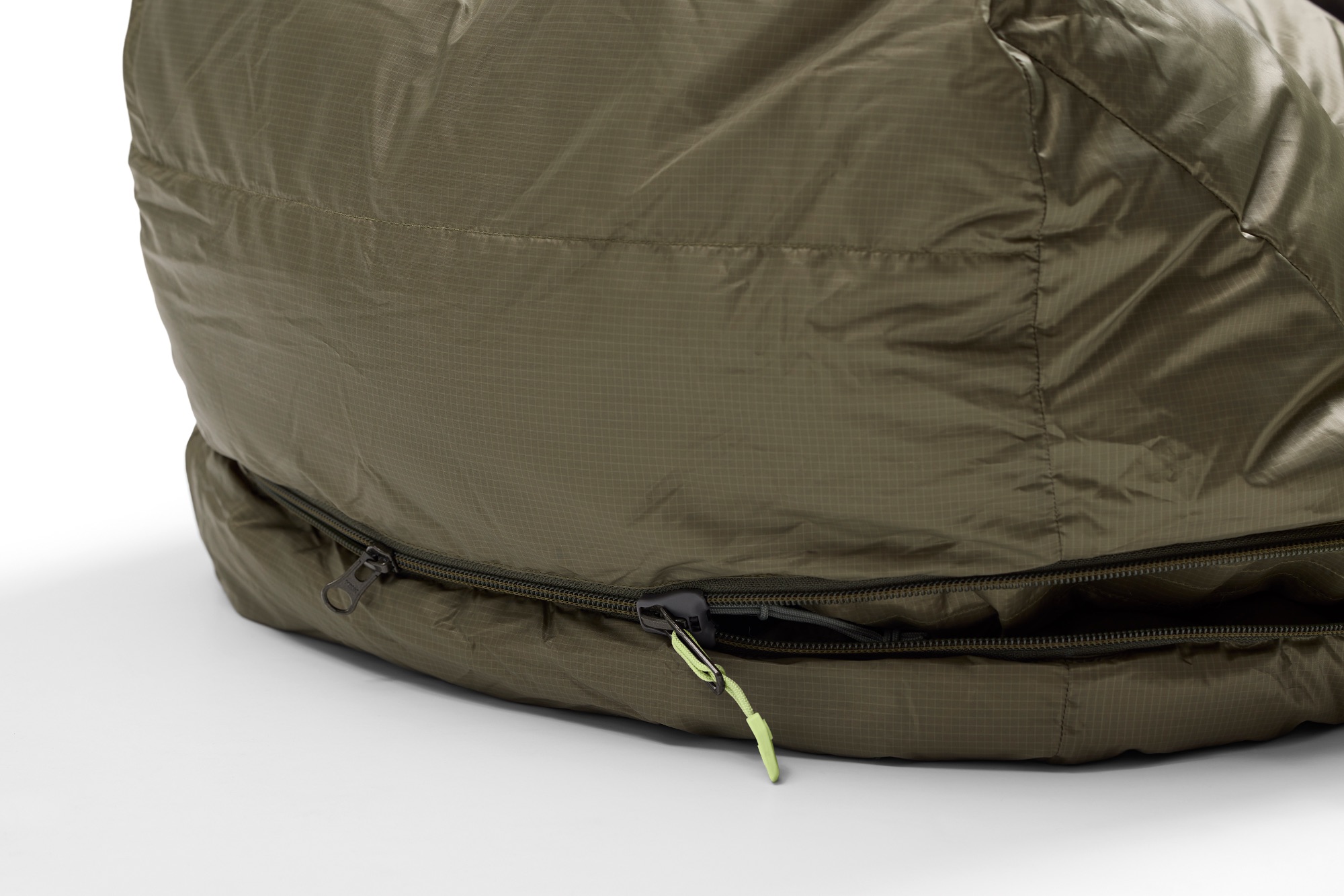 Marmot Hibernest 30 Short Olive 02