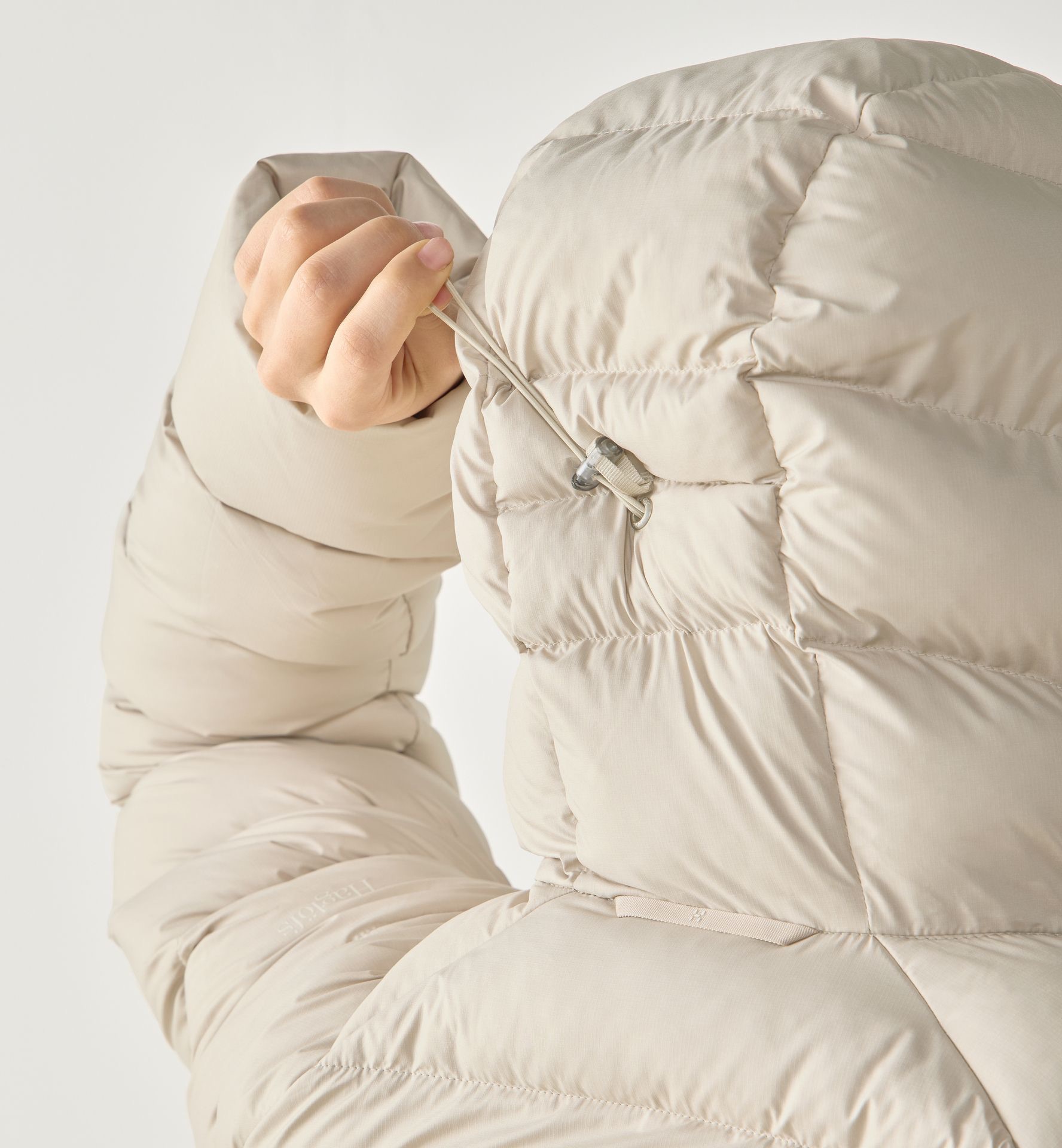 Haglöfs Women's Rosson Down Parka - Naisten untuvatakki Chalk Beige 07