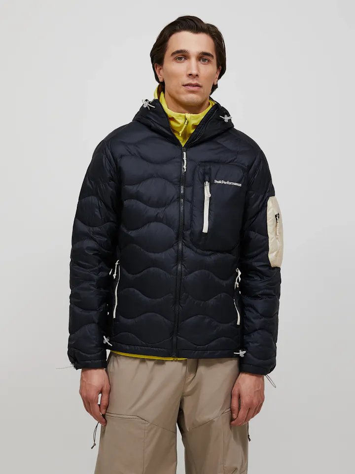 Peak Performance Men's Helium Utility Down Hood Black / sand fog 01