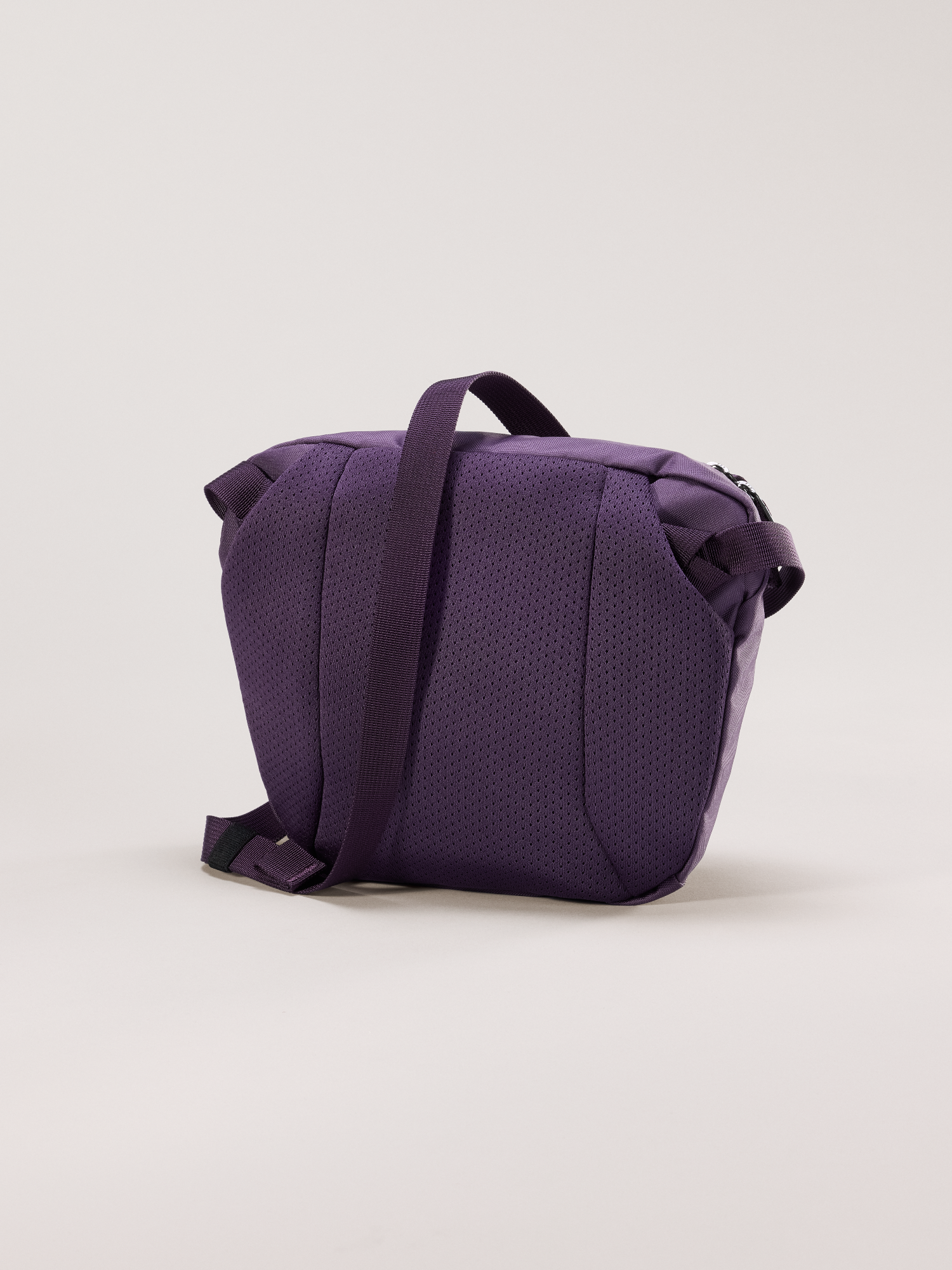 Arc'teryx Mantis 2 Moondrop 03