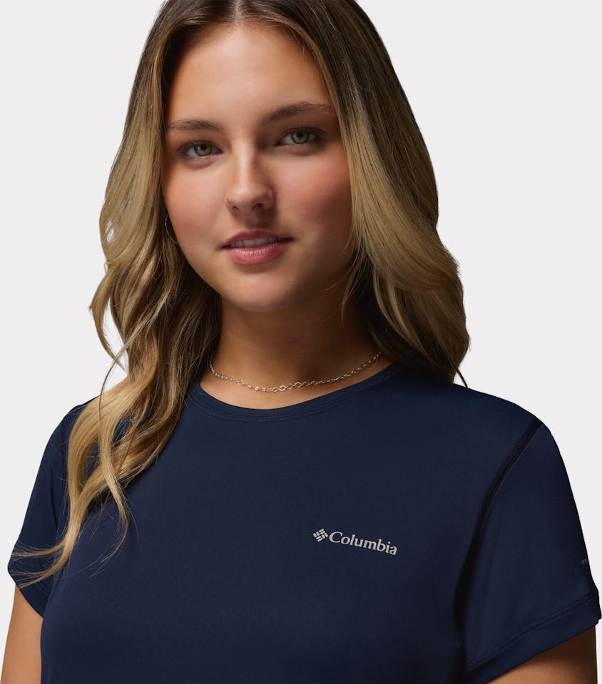 Columbia Women's Zero Rules Light Tee Collegiate Navy, Dark Mountain 03