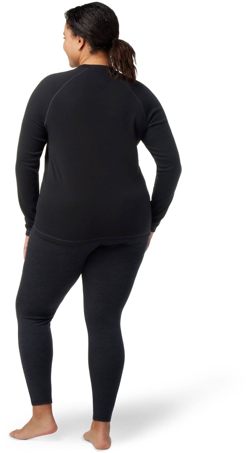 SmartWool Women's Classic Merino Plus Crew Black 02