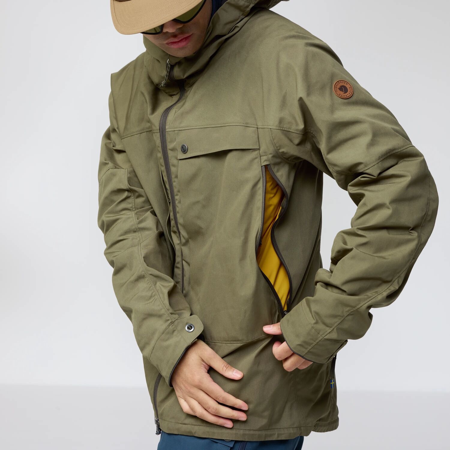 Fjällräven Men's Bergtagen G-1000 Jacket Flame 08