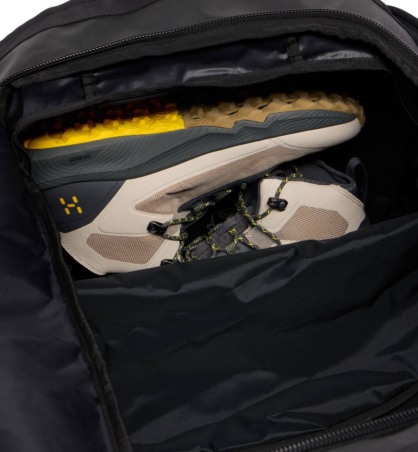 Haglöfs Lava 90 Black 05