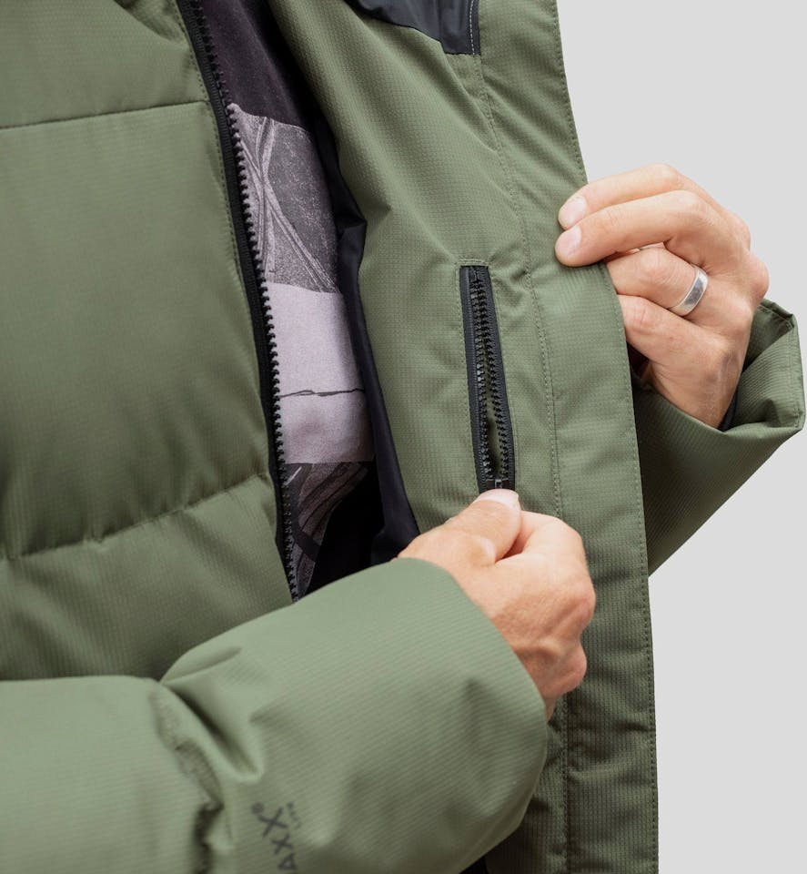 Halti Men's Linjat Puffer Parka Leaf Green 04