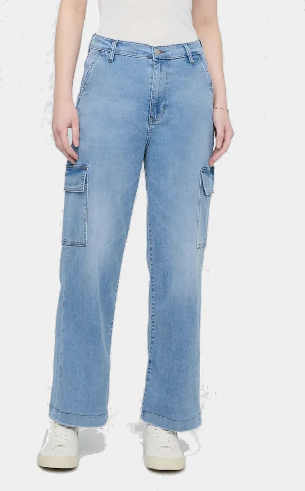 Duer Women's Performance Denim Lite Hi-rise Cargo Pacific 01