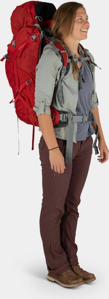 Osprey Ariel Plus 60 W Musta 02