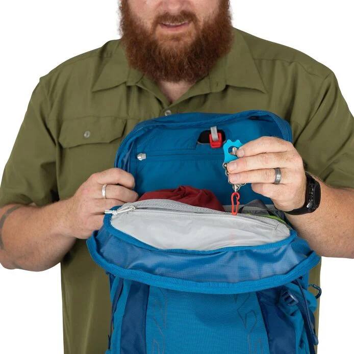 Osprey Talon 22 EF Musta/Coal 11