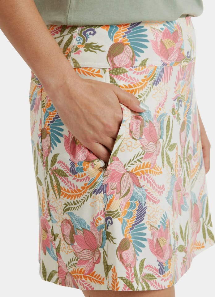 Sherpa Women's Neha Skort Rosie Peacock 06