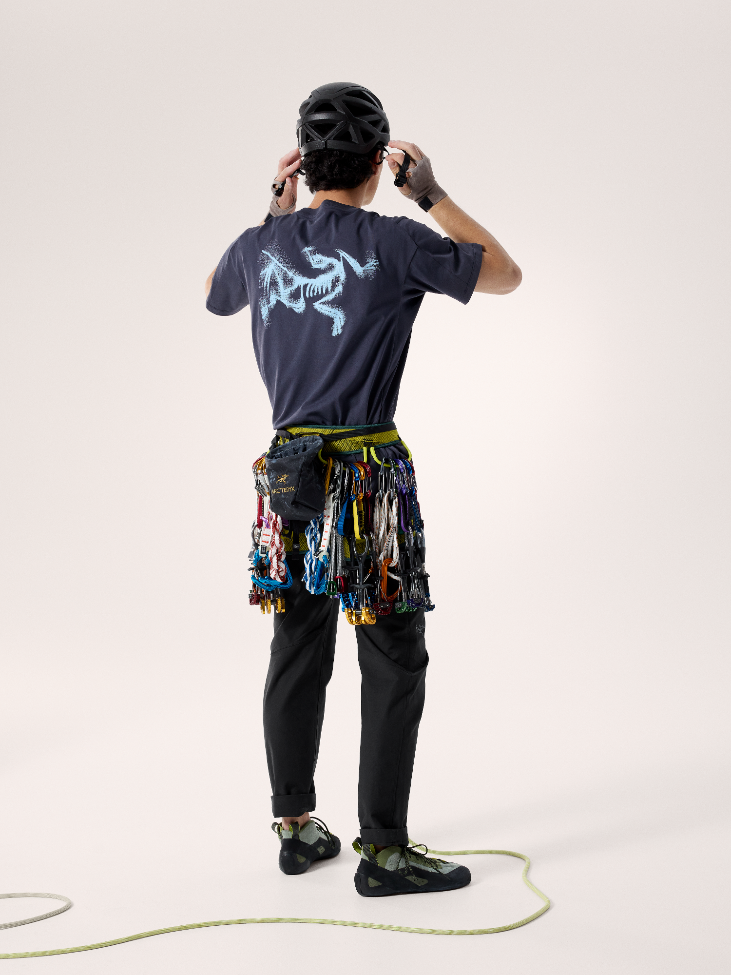 Arc'teryx Men's Kragg SL Cotton SS Black Sapphire 04