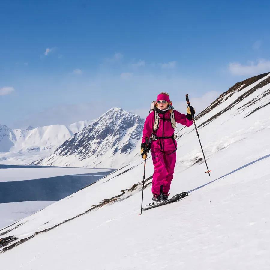 Helly Hansen Women's Sogn Shell Jacket Magenta 13