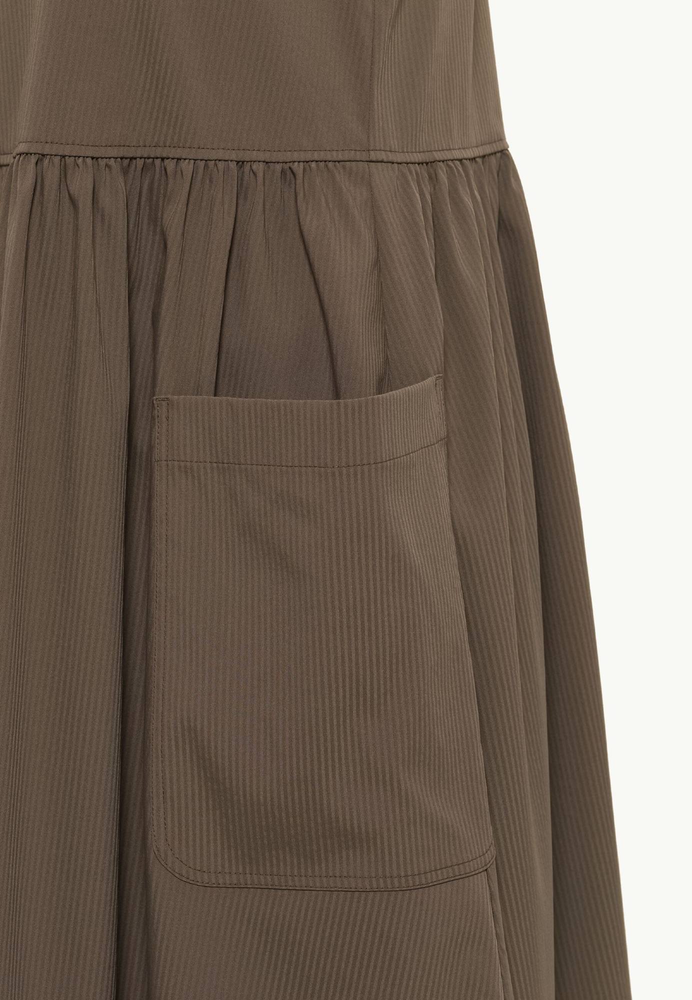 Jack Wolfskin Women's Sioma Dress Cold Coffee 07