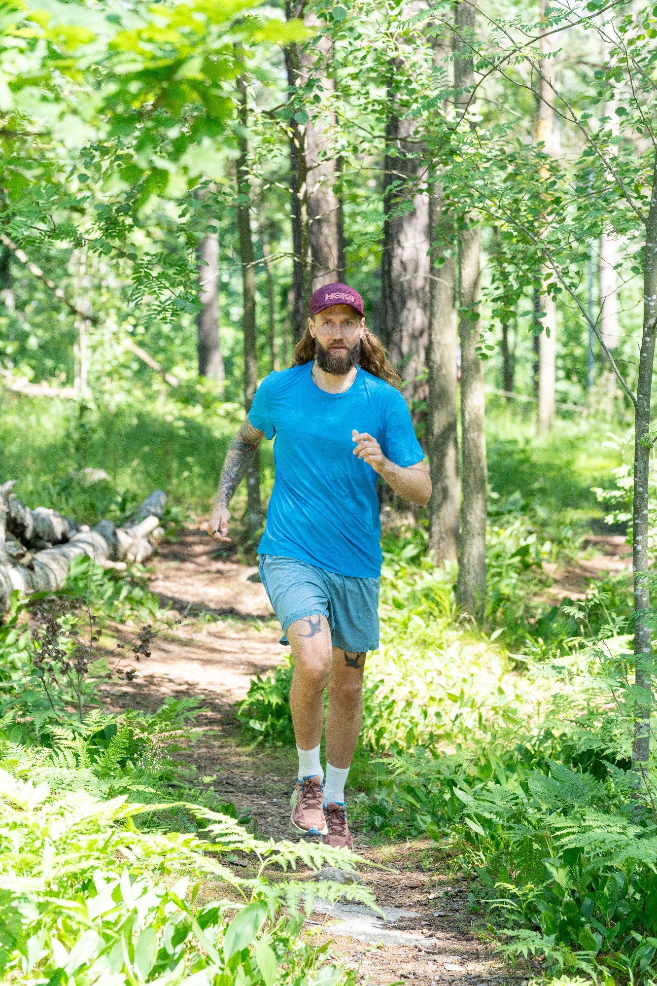 Hoka Men's Challenger 8 Jade / Truffle Salt 23