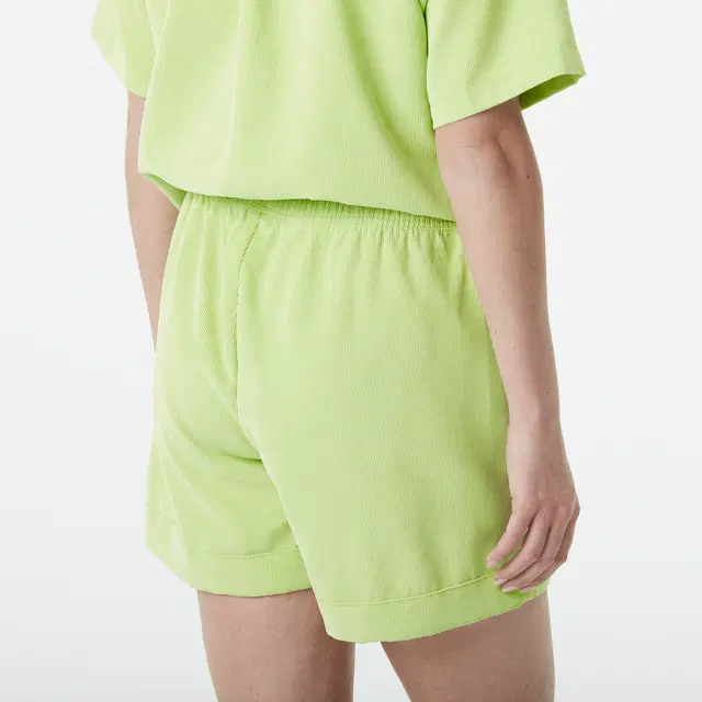 Picture Organic Clothing Women's Sesia Cord Shorts Vaaleanvihreä 04